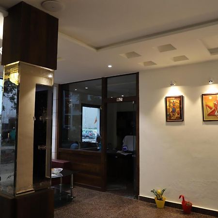 Hotel Dream Comfort Агра Екстериор снимка