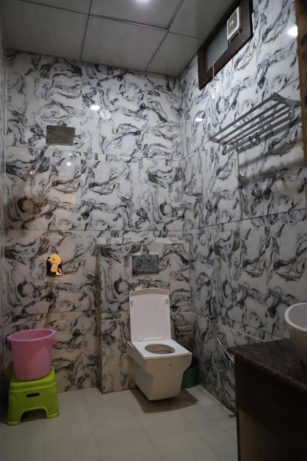Hotel Dream Comfort Агра Екстериор снимка